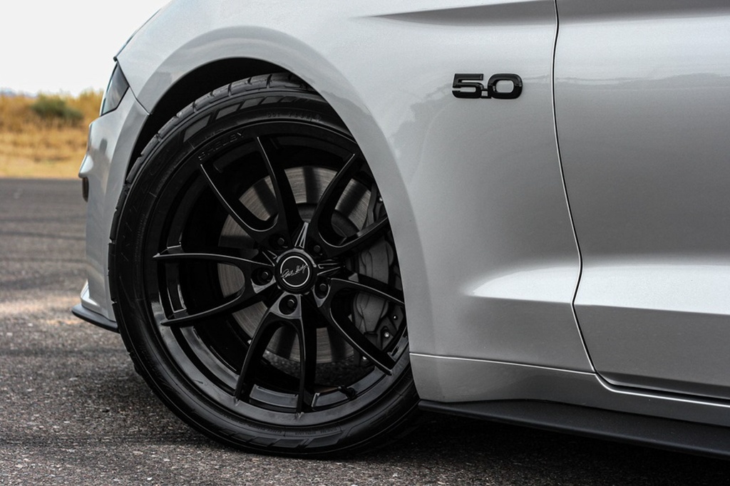 [DRACS5-995534-B] Drake Automotive Group - Wheel Shelby Cs 5 19x9.5 Gloss Black
