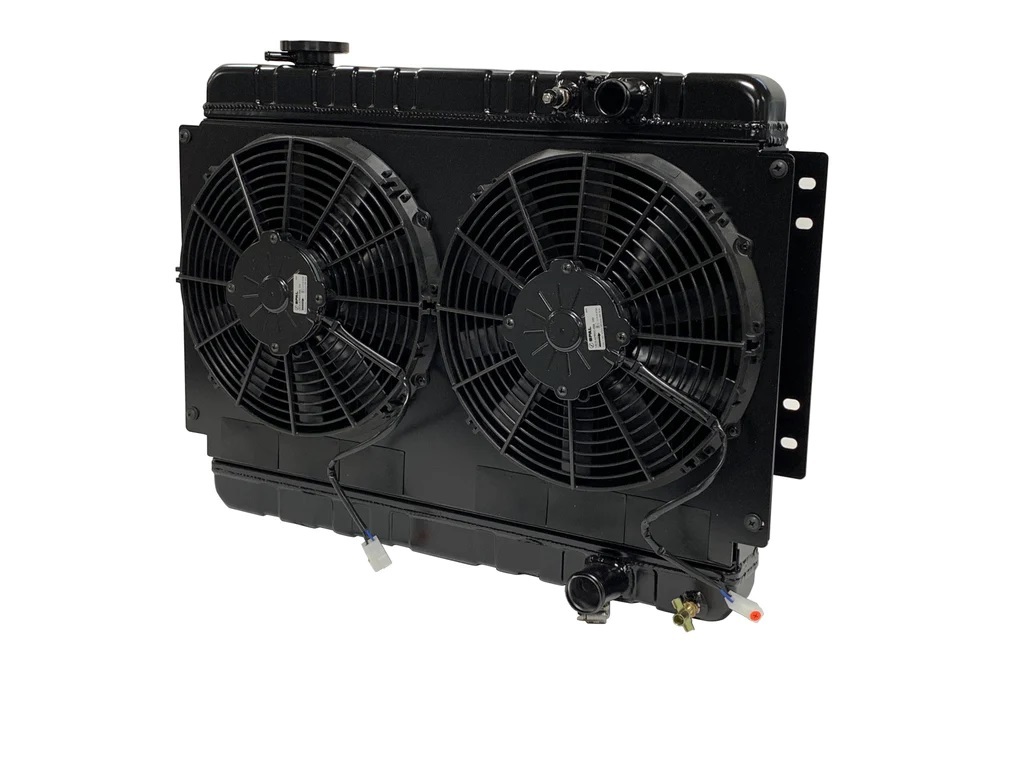 [DEW32-6239003M] DeWitts Radiator - Radiator W/Fans Chevelle 68-72 LS Man Trans Blk